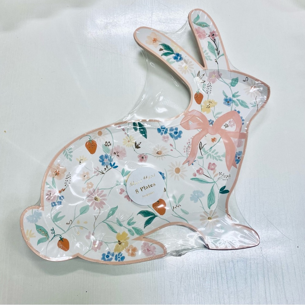 Meri Meri . Elegant floral /Bunny lunch plates